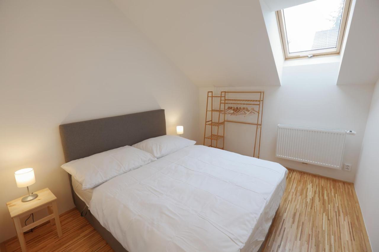 Apartmany U Kvetne Zahrady Кромержиж Экстерьер фото
