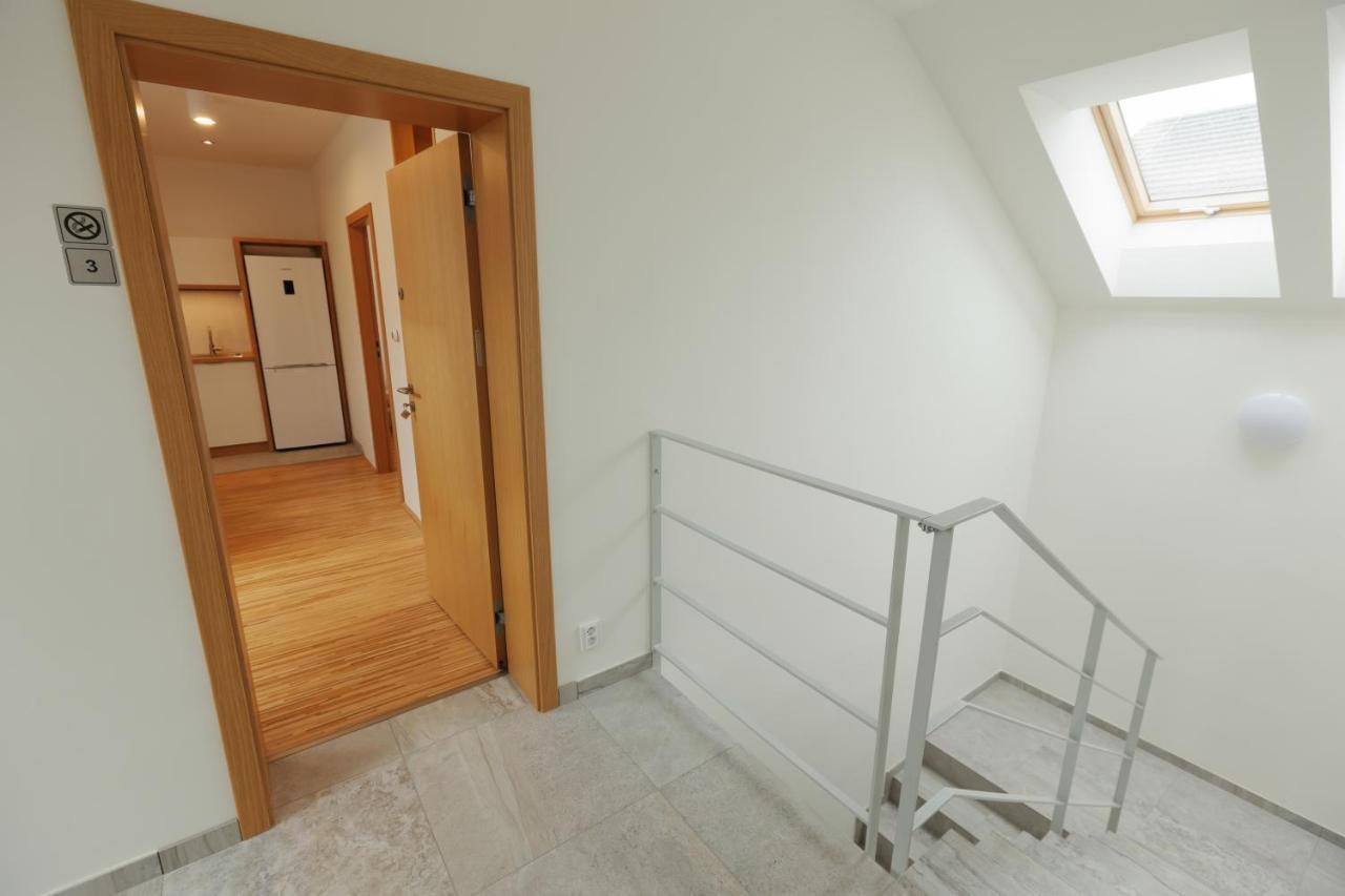 Apartmany U Kvetne Zahrady Кромержиж Экстерьер фото
